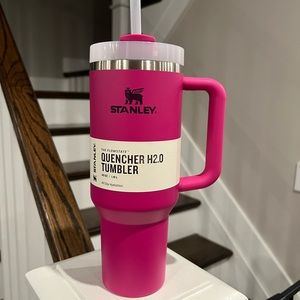 Stanley Fuchsia 40oz! BRAND NEW WITH TAGS